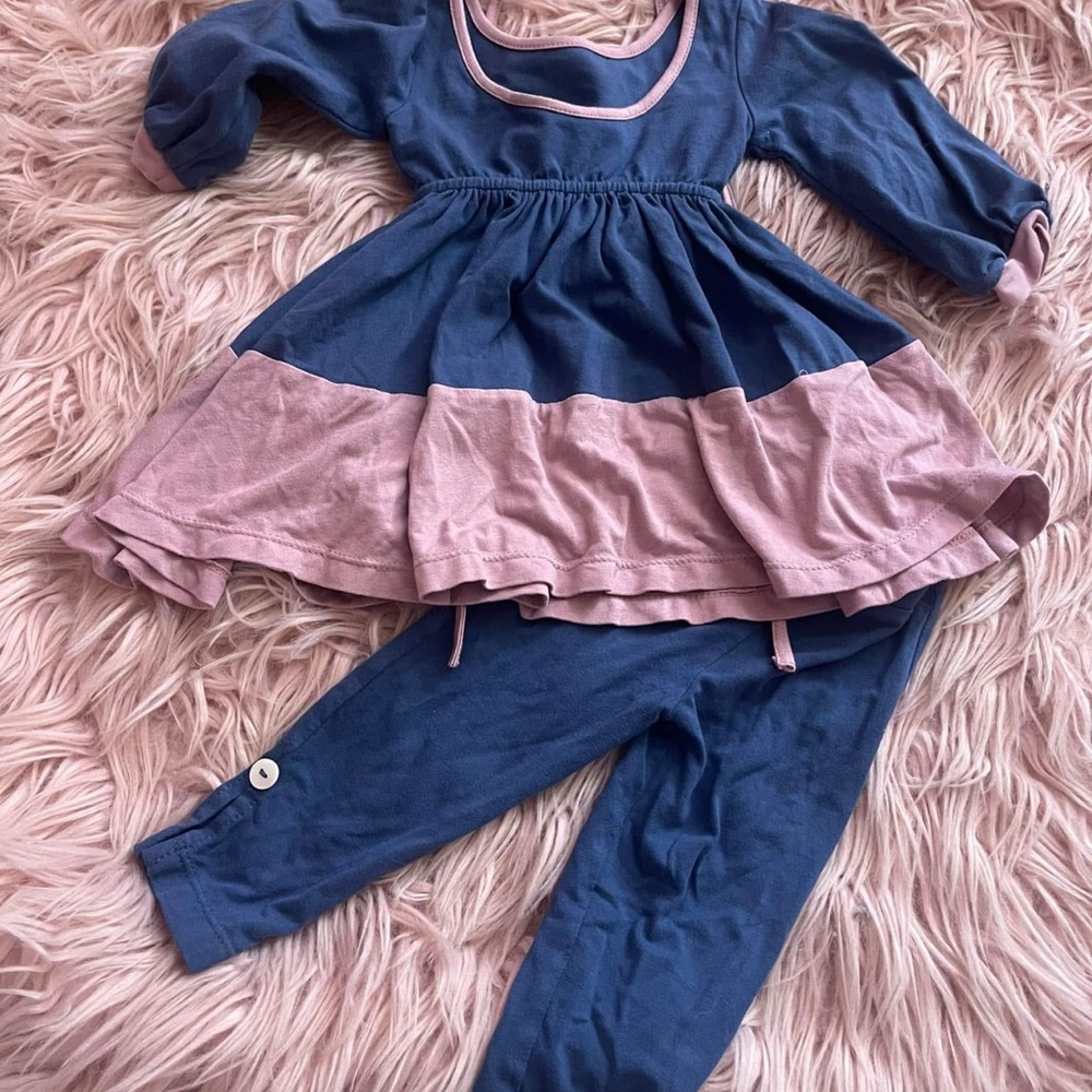 Omi Jo Blue and Pink Kids Matching Set small pin hole in the pants